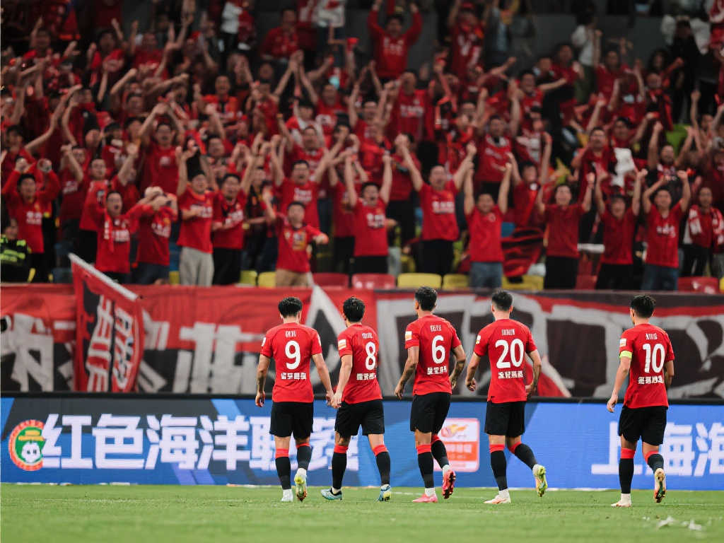 海港 | 主场终结连败!维塔尔进球后伤退,蒯纪闻替补表现亮眼 海港 | 主场终结连败!维塔尔进球后伤退,蒯纪闻替补表现亮眼